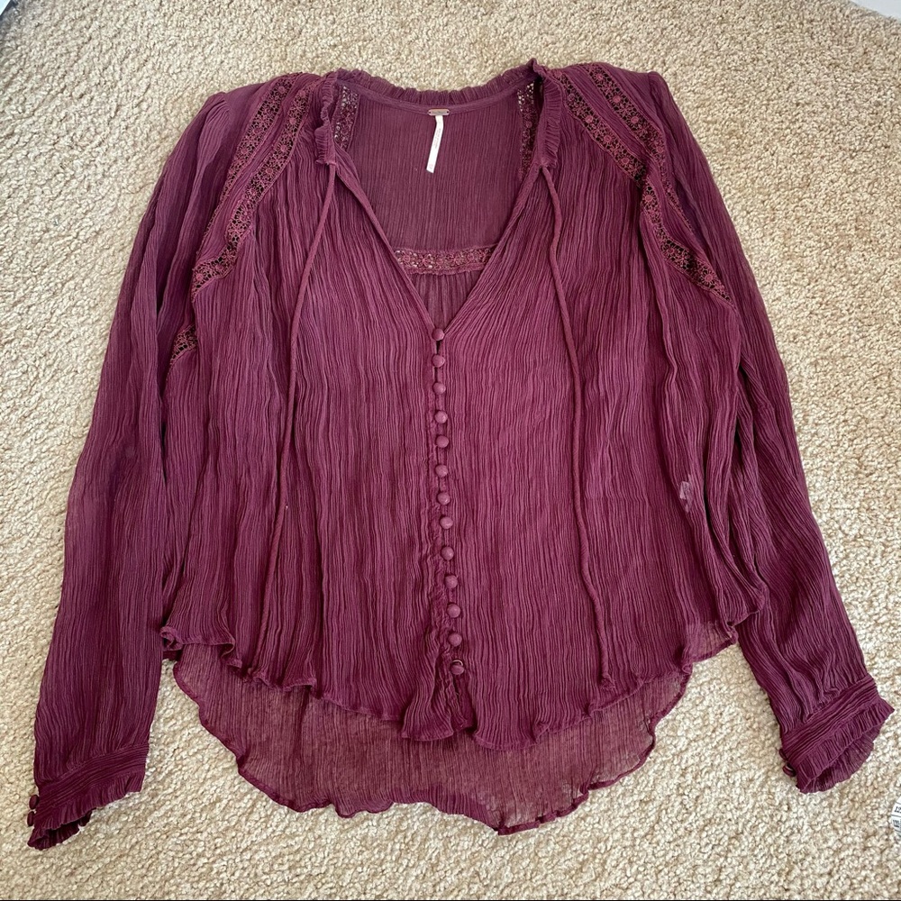 FREE PEOPLE BURGUNDY CREPE FLOWY BUTTON FRONT BLOUSE XS